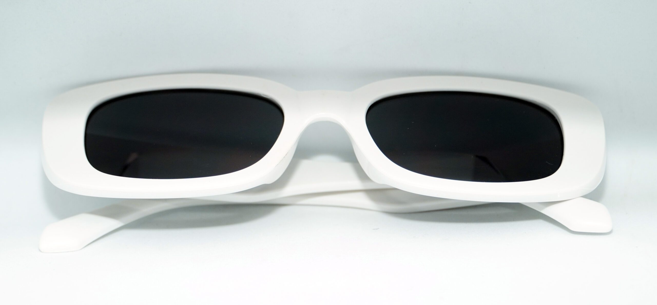 White Retro Cat Eye Sunglasses | Cat eye sunglasses, Cat eye glasses, White  cat eye